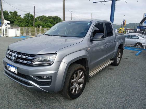 VOLKSWAGEN AMAROK 3.0 V6 TDI DIESEL HIGHLINE CD 4MOTION AUTOMÁTICO